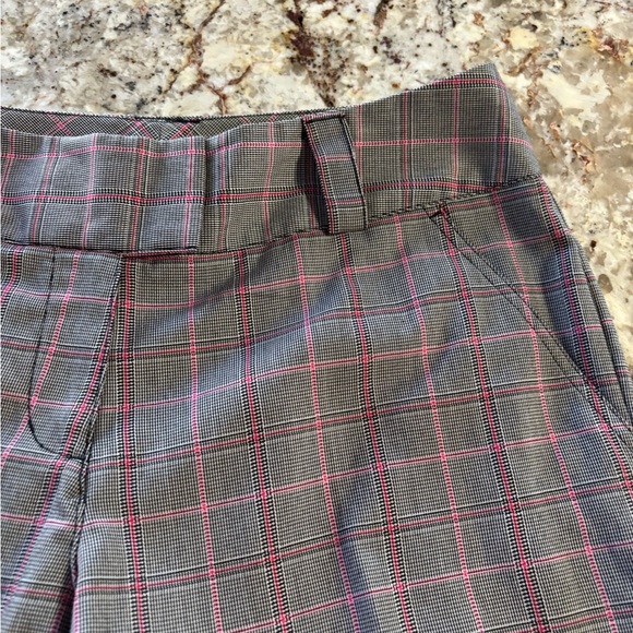Adidas Gray Checkered Golf Shorts with Pink Lines - Picture 3 of 7